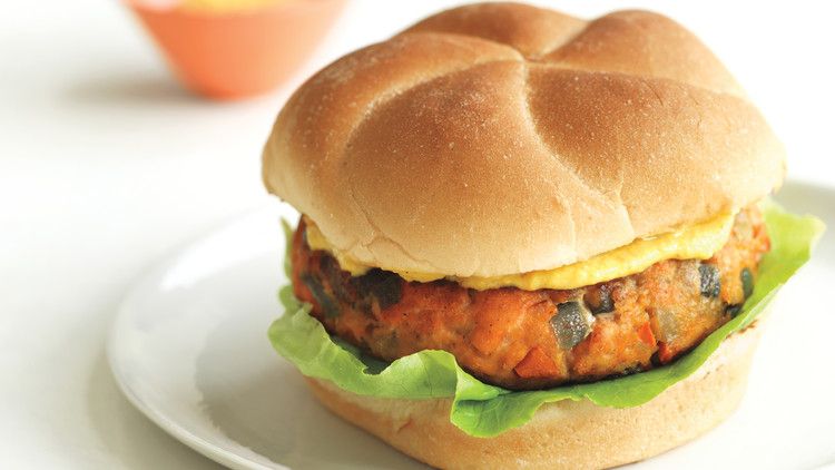 asian-style-salmon-burgers-med107845.jpg