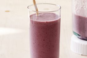 berry-peanut-butter-smoothie-0222-d112647.jpg