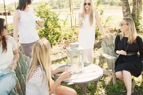 eatsleepwear-napa-valley-bachelorette-party-friends-outdoor-0415.jpg