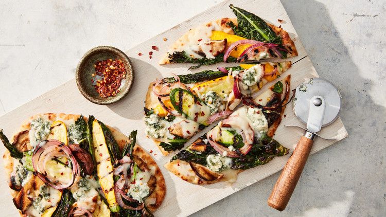 grilled vegetable pizzas