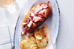 lobster-rolls-cover-trys_139_d112886.jpg