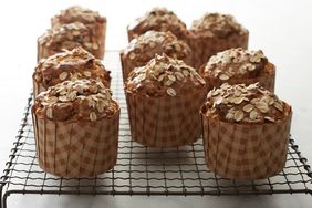 martha-bakes-healthy-morning-muffin-cropped-025-d110936-0614.jpg