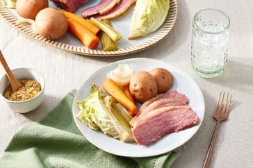 Slow-Cooker Corned Beef and Cabbage