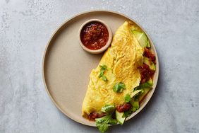 omelet with salsa and avocado