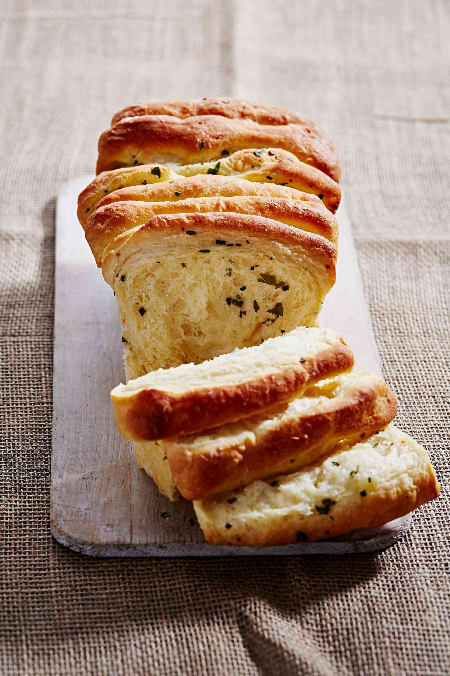 pull apart herb bread