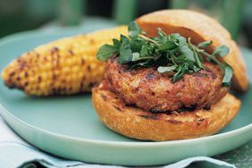 Roasted-Garlic Turkey Burgers