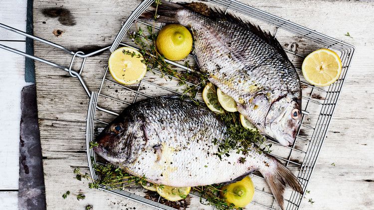 grilled whole fish lemon thyme